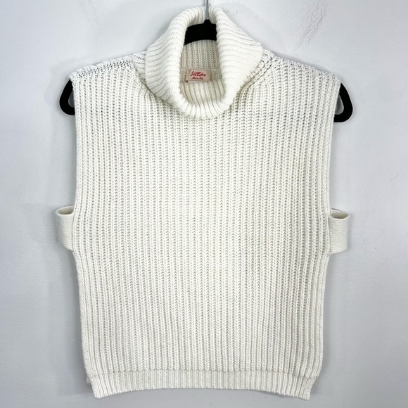 StilEstro Italy ivory cowl neck wool alpaca blend open side sleeveless sweater - Picture 4 of 14